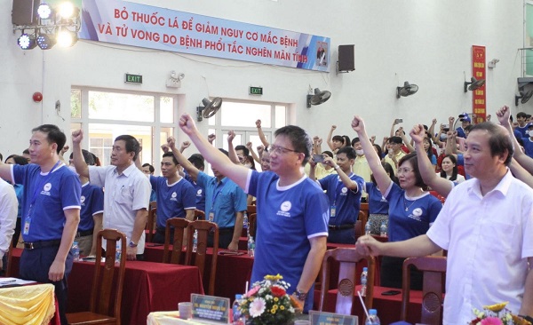 Công đoàn Giáo dục Việt Nam tổ chức mít tinh và hoạt động điểm hưởng ứng Ngày Thế giới không khói thuốc lá 31/5  và Tuần lễ Quốc gia không khói thuốc lá năm 2022
