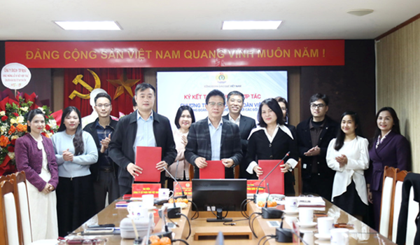 Công đoàn Giáo dục Việt Nam triển khai chương trình phúc lợi cho nhà giáo