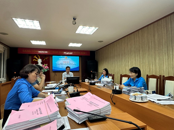 Ủy ban Kiểm tra Công đoàn Giáo dục Việt Nam thực hiện kiểm tra công tác tài chính, tài sản công đoàn đồng cấp năm 2025