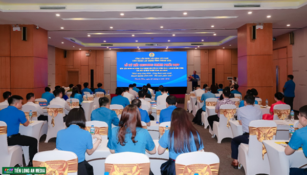 Công đoàn Giáo dục Việt Nam ký kết chương trình phối hợp với Liên đoàn Lao động tỉnh Thanh Hóa