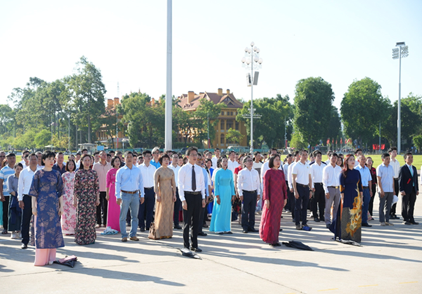 Công đoàn Giáo dục Việt Nam tổ chức các hoạt động hưởng ứng Tháng Công nhân và Tháng hành động về An toàn, vệ sinh lao động năm 2026